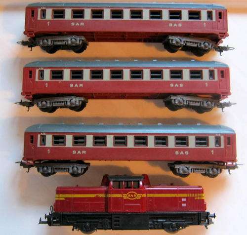 Railroom Clearout!!! Lima - Junior Trans Karoo Set HO