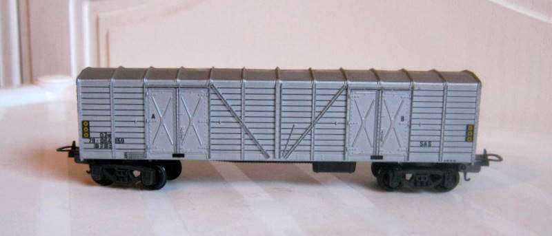 Quick Auction!!!! - Lima SAR - OZ Silver Box Van - HO