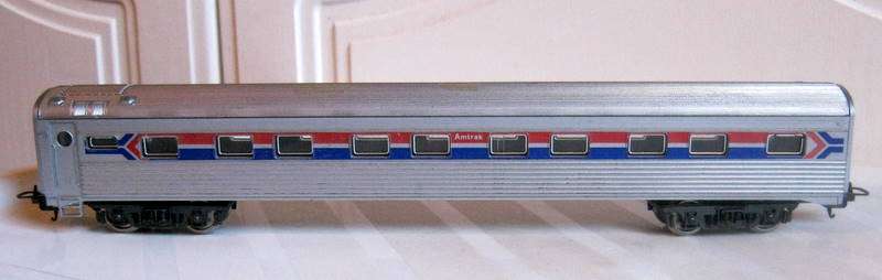 Quick Auction!!!! - Lima - Amtrak Passenger Coach - HO