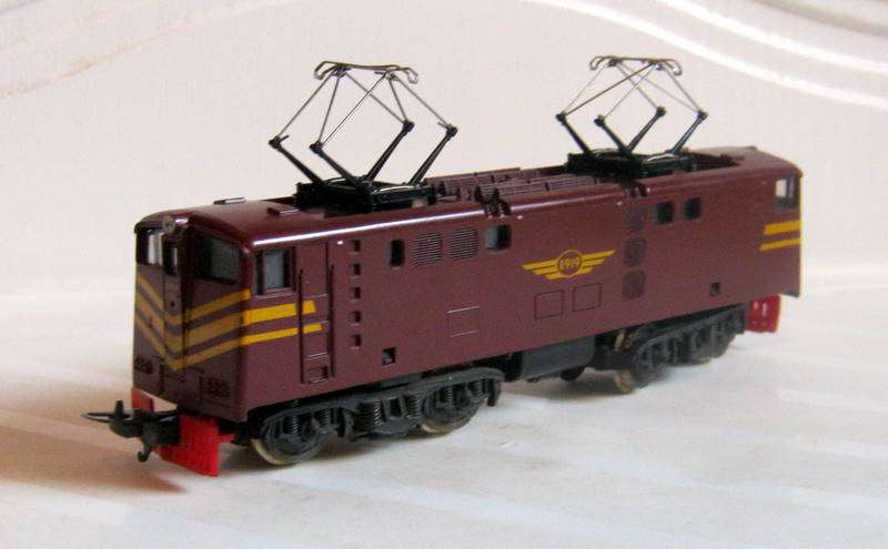 Quick Auction!!!! - Lima SAR - E919 - Brown-  Electric Loco - HO
