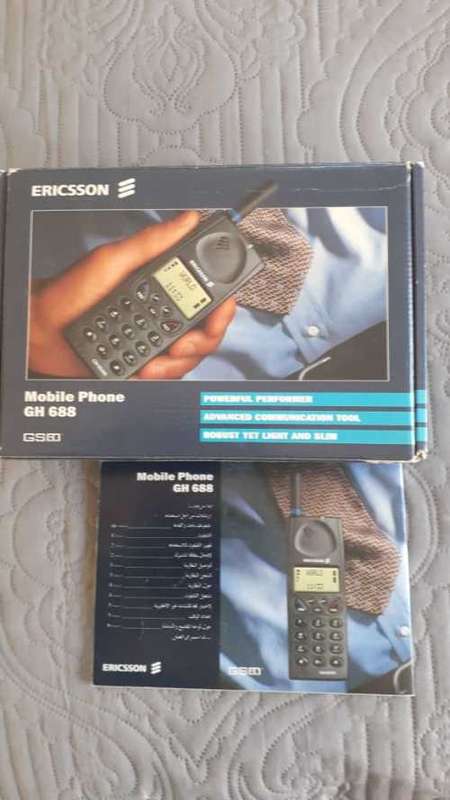 Ericsson gh688 Original GSM 1997 Single and Accessories Box Complete Bargain