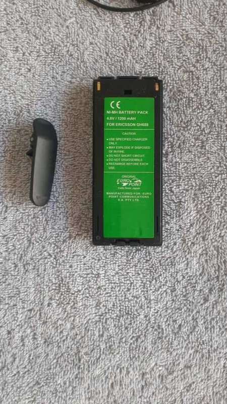 Ericsson gh688 Original GSM 1997 Single and Accessories Box Complete Bargain