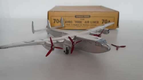 Dinky 70A Avro York Airliner with Original box and extra Dinky Meteor die cast plane