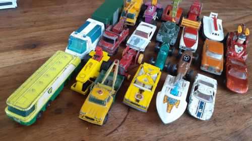 Lot of Matchbox die cast cars, trucks etc playworn