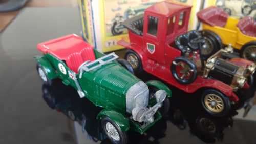 4 x Matchbox Models of Yesteryear first editions Inc, rare model variation
