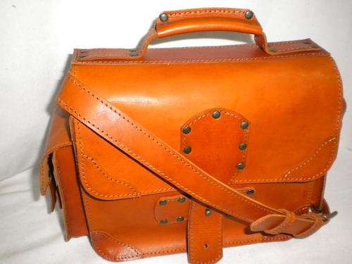 Handbag Vegetable Tan LEATHER!! (SECONDHAND)