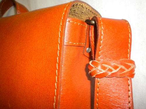 postman briefcase chestnut