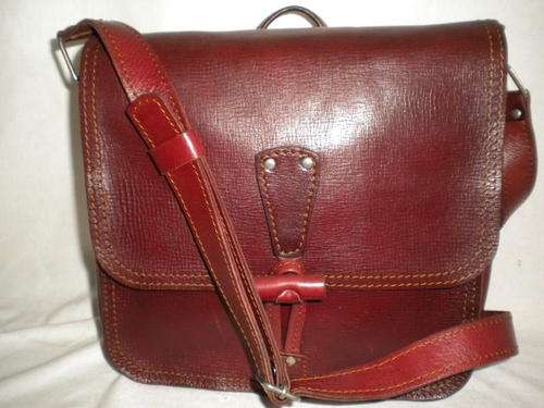 Satchel handbag oxblood