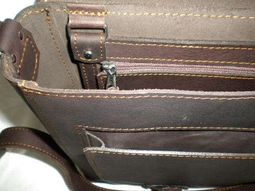 leather messenger medium