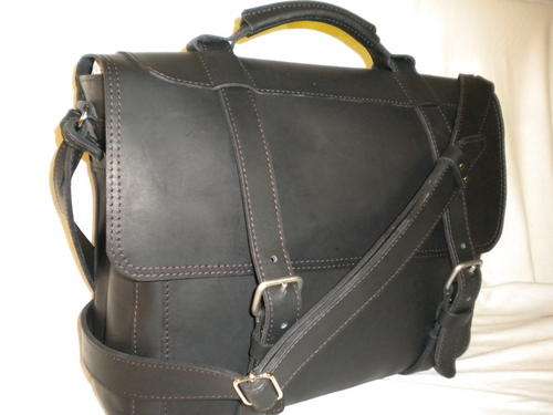 Leather Badger Briefcase(large) CARBON BLACK// FREE SHIPPING IN ZA!!!