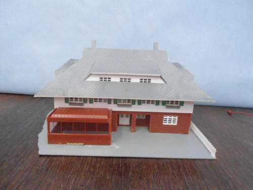 Ho model of a railway bldg.