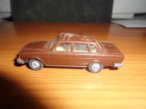 Wiking H0 Volvo 264