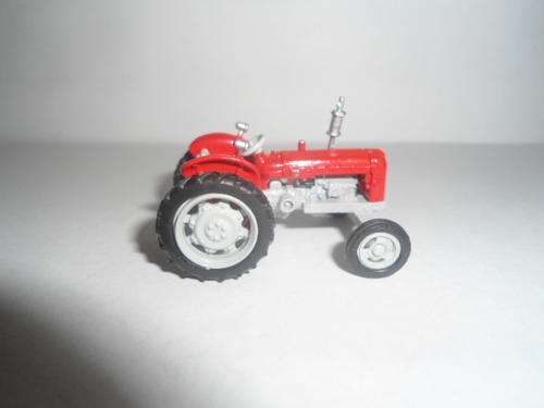 Schuco H0 die-cast Porsche tractor
