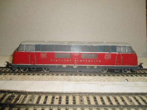 Marklin HO V200-006 DB Diesel locomotive