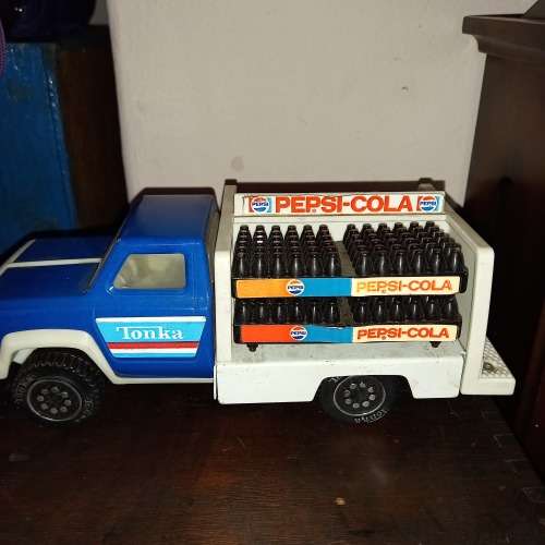 Tonka Toys Pepsi-cola delivery truck