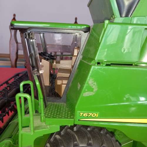 Bruder Toys John Deere Combine harvester