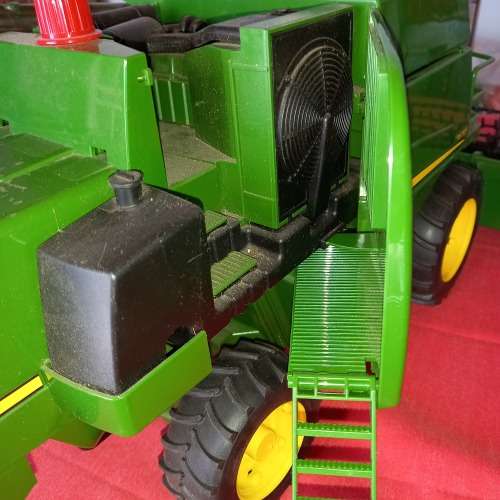 Bruder Toys John Deere Combine harvester