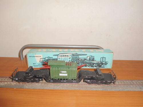 Marklin well wagon with transformer load