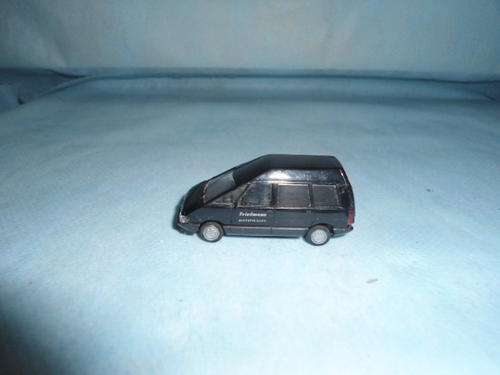A Busch HO Renault Espace Hearse