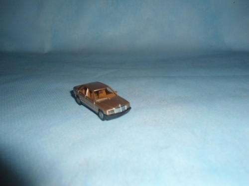 A Herpa HO M/Benz 190E