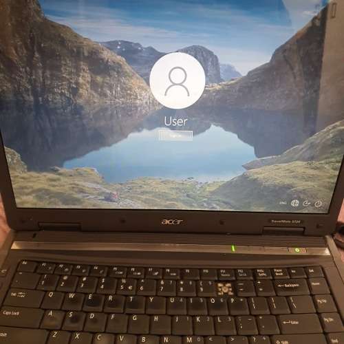 Acer TravelMate 5720 | Intel Core 2 Duo T7500 | 2.20GHz | 2GB DDR2 RAM | 200GB HD (READ)