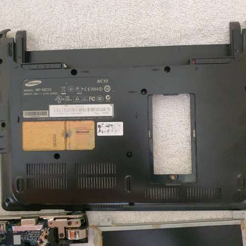 Samsung NP-NC10 Mini PC For Parts or to Rebuild | Intel Atom | 1GB DDR2 RAM | 100GB HDD (READ)