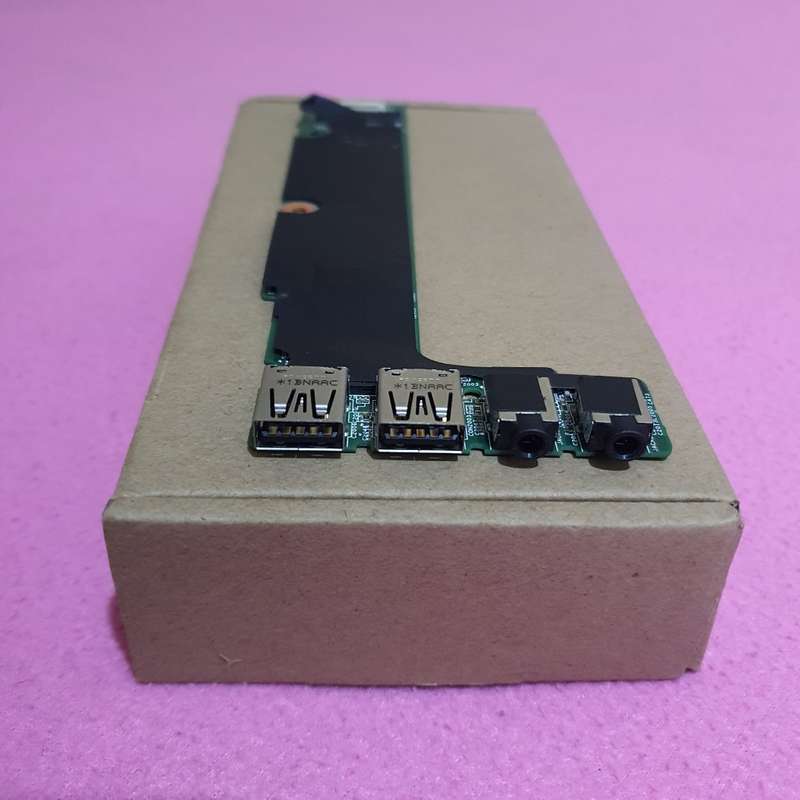 HP EliteBook 8560P USB + Audio / Mic Jack Board (641185-001)