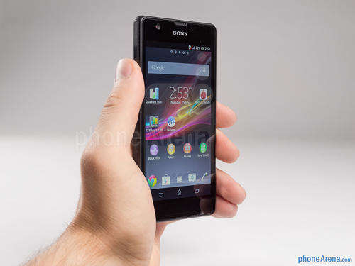 * BRAND NEW SONY XPERIA ZR - WATERPROOF CRYSTAL CLEAR 13.1MP CAMERA - 100% SATISFACTION GUARANTEED
