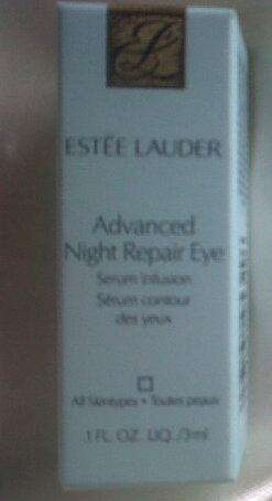!!!WOW LOW STARTING BID!!! Estee Lauder
