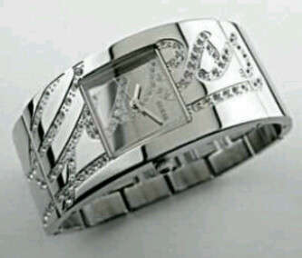 GUESS IN TIME FOR XMAS