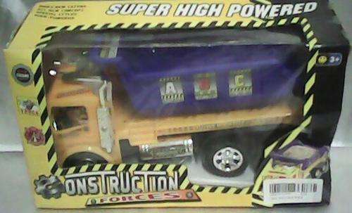 CONSTRUCTION TRUCK BOYS WILL LOVE THIS AS A XMAS GIFT