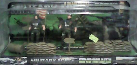 GREAT ARMY SET WITH HELICOPTER