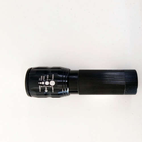 HIGH POWER CREE LED FLASHLIGHT