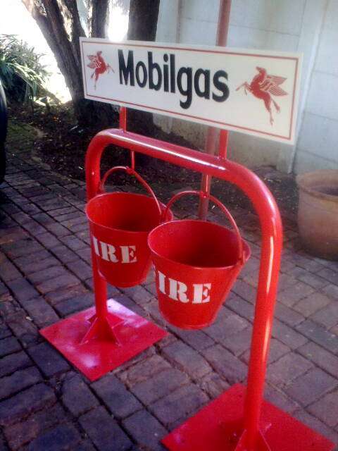 Mobil Fire Bucket