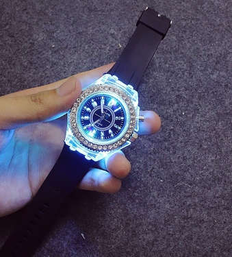 Geneva - Leisure Silicone Women Watch - Very Nice - Not many of these around!!! BLACK