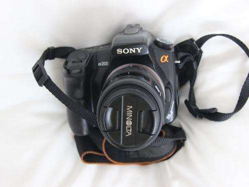 Sony Alpha 200