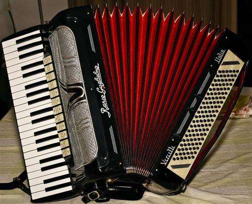 Ranco Guglielmo 120 bass Accordion