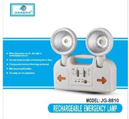 Rechargeable emergency light