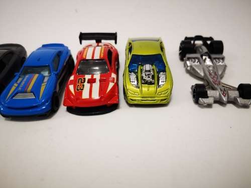 Lot of 7 Hot wheels models cars.