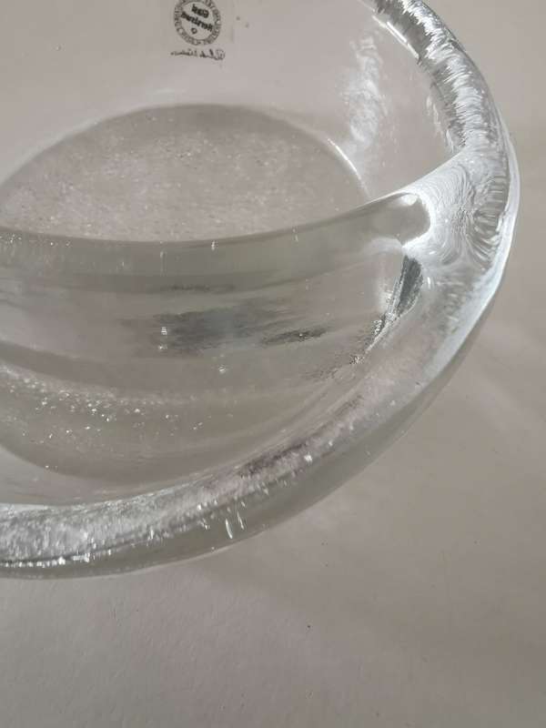 Glasi Hergiswil Roberto Niederer studio glass dish.