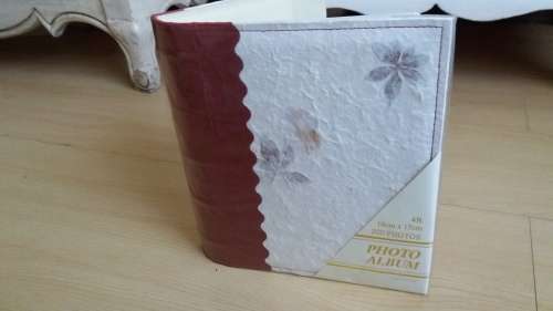 Photo Album (Holds 200 photographs)