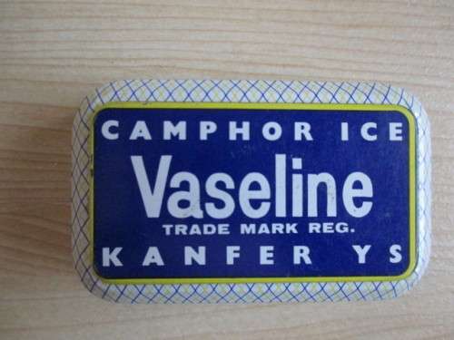 Small Vintage Camphor Ice Vaseline  - Kanfer Ys