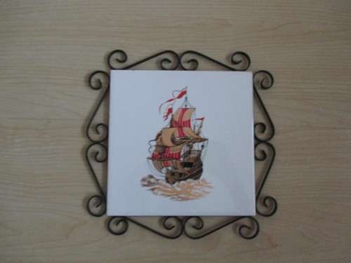 Tile Pot Stand with Metal Frame