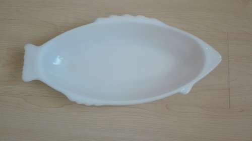 Vintage Glas-bake Milk Glass Fish Dish/Platter - 45cm x 21cm (Made in USA)