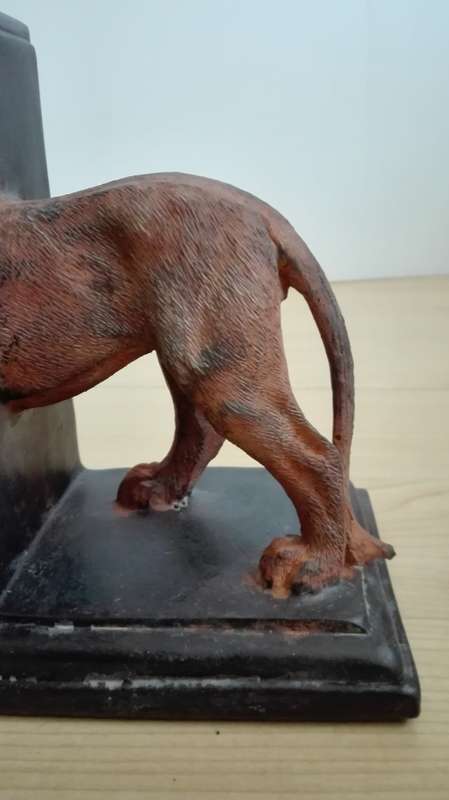 Set Lion Figurine Bookend