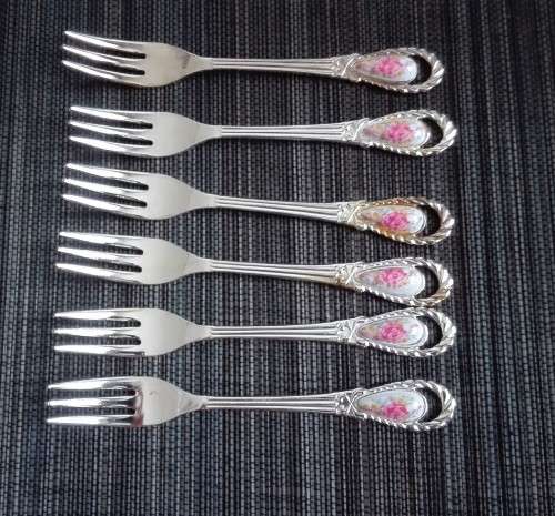Set of 6 Rose Pattern Cake Forks