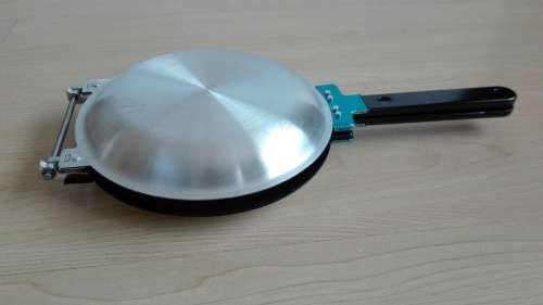 Bruckner Pancake Flip Pan