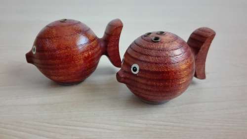 Vintage - Mid Century Modern Fish Salt & Pepper Shakers