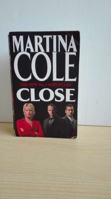 Close by Martina Cole (Paperback)