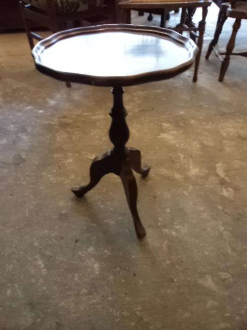 Regency style Small Occassional Side Table